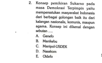 2. Konsep pemikiran Sukarno pada masa Demokrasi Terpimpin yaitu mempersatukan masyarakat Indonesia dari berbagai golongan baik itu dari kalangan nasionalis, komunis maupun agama. Konsep