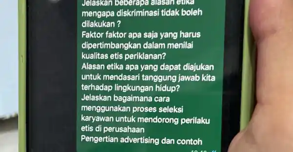 Jelaskan beberapa alasan euke mengapa diskriminasi tidak boleh dilakukan? Faktor faktor apa saja yang harus dipertimbangkan dalam menilai kualitas etis periklanan? Alasan etika apa